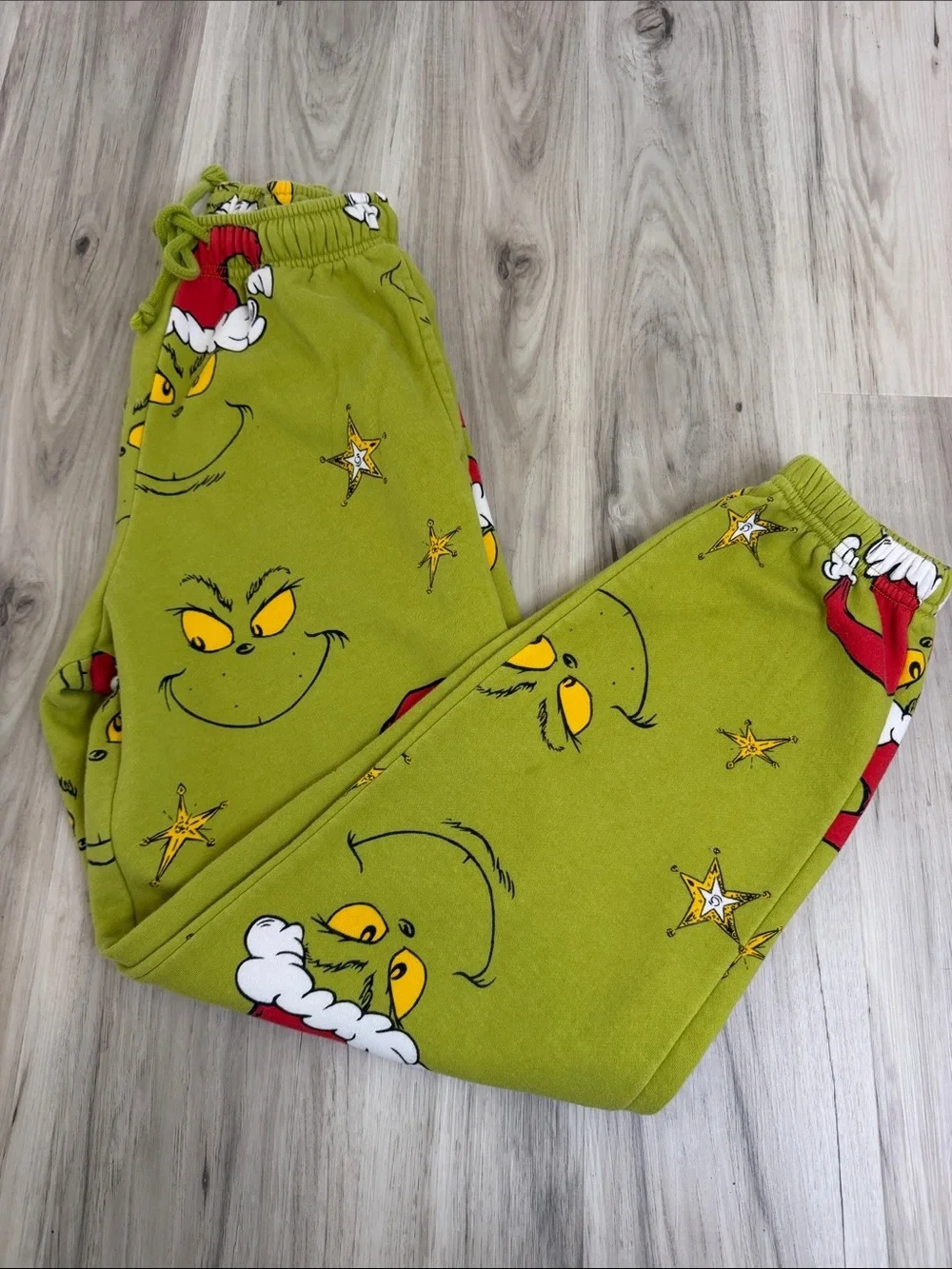Women’s American Eagle Green Grinch Holiday Pajama Pants size XXS